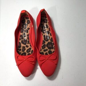 Vince Camuto Vibrant Red Bow Flats Size 8.5M SB-SB03